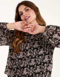 Bubble Hem High Neck Printed Top(Black Bubble Hem High Neck Printed Top) -Repertoire Fashion Store AW24026B091 138153