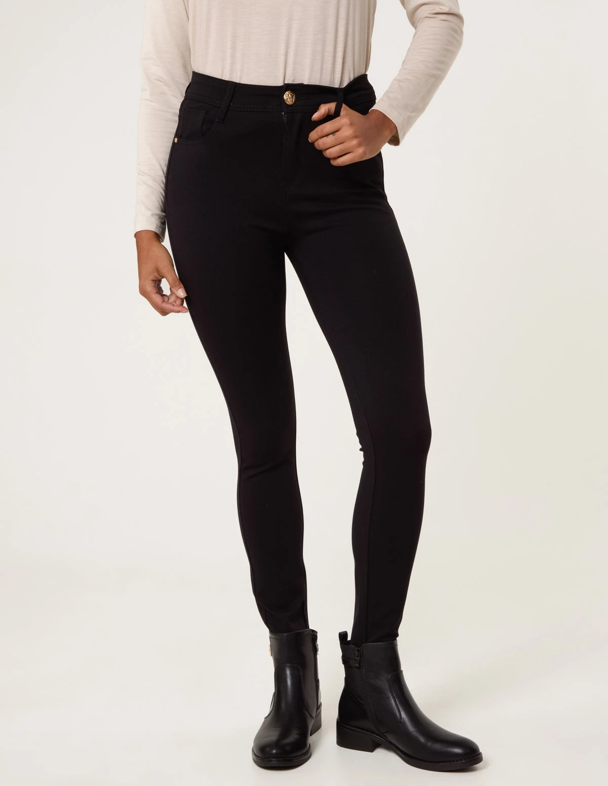 Button Stretch Trousers(Black Button Stretch Trousers) 1 Button Stretch Trousers(Black Button Stretch Trousers)