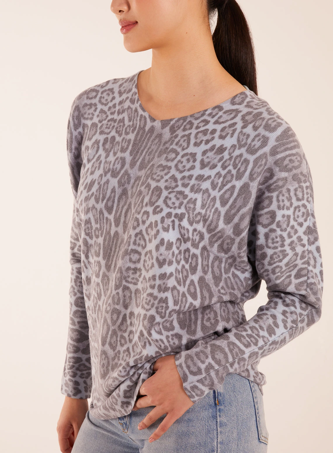 Animal Batwing Jumper(Blue Animal Batwing Jumper) 4 Animal Batwing Jumper(Blue Animal Batwing Jumper) - Image 4