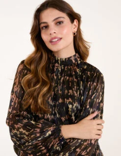 High Neck Abstract Cuff Sleeve Blouse(High Neck Abstract Cuff Sleeve Blouse) -Repertoire Fashion Store BV246410003 137984