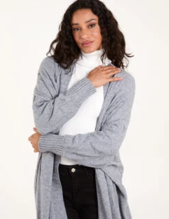 Cable Knit Cardigan(Cable Knit Cardigan)