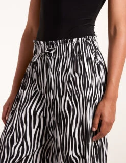 Abstract Zebra Pleated Trousers(Abstract Zebra Pleated Trousers) -Repertoire Fashion Store BV2504 WHITE 4