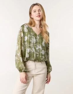Leaf Print V Neck Puffball Top(Leaf Print V Neck Puffball Top)