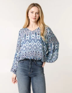 Abstract Printed V Neck Puffball Top(Abstract Printed V Neck Puffball Top)