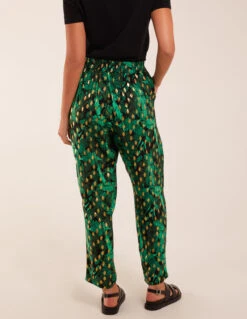 Foil Detail Capri Trousers(Green Foil Detail Capri Trousers) 7 Foil Detail Capri Trousers(Green Foil Detail Capri Trousers) -Repertoire Fashion Store BV2804 BLACKGREEN 5900