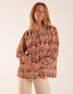 Twist Hem Print Blouse