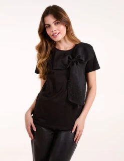 Embellished Bow Applique T-shirt(Embellished Bow Applique T Shirt)