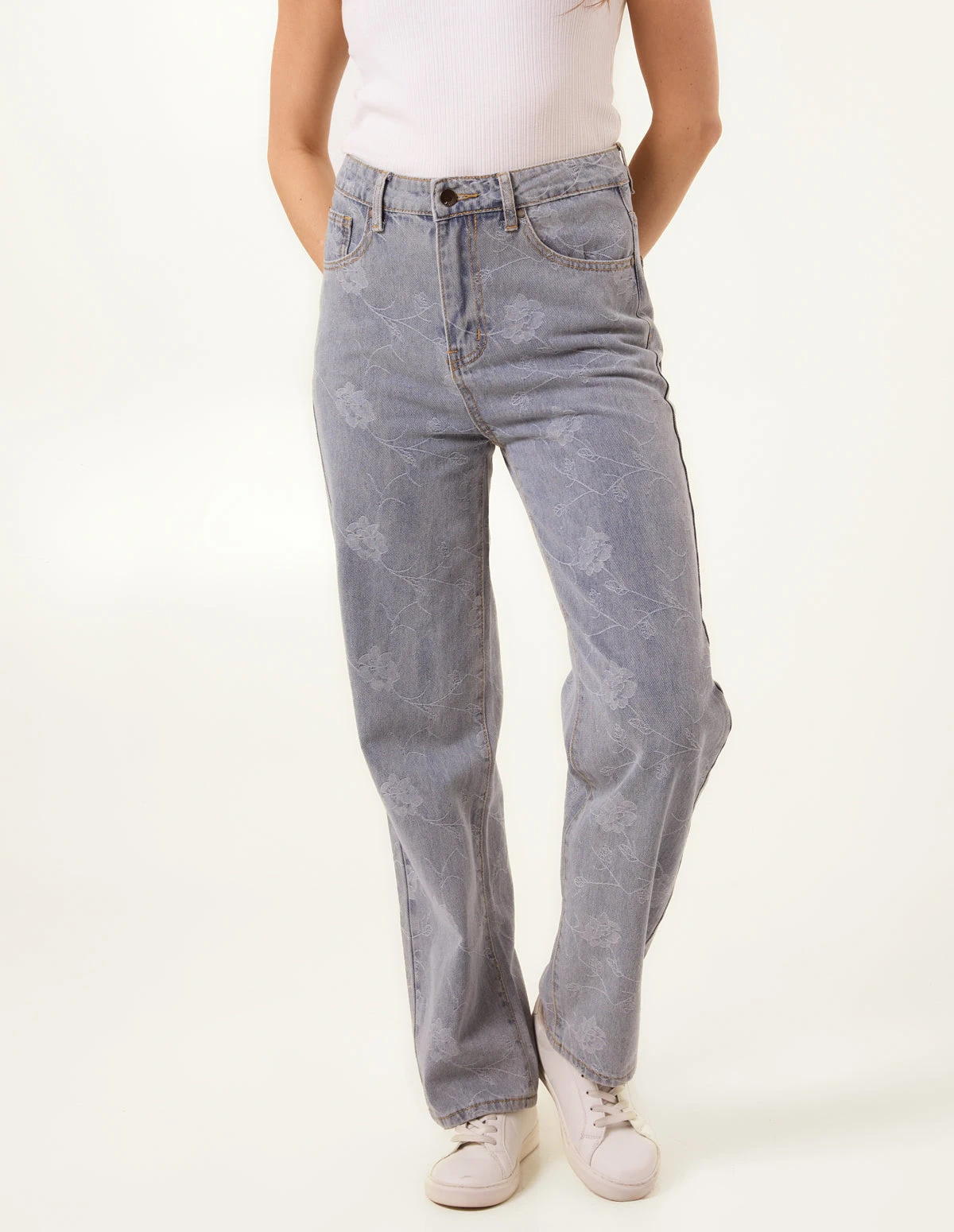 Flower Embroidered Jeans(Flower Embroidered Jeans) 1 Flower Embroidered Jeans(Flower Embroidered Jeans)