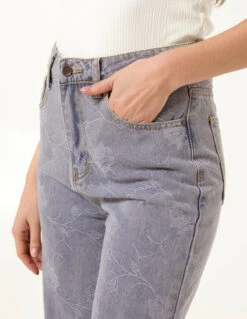 Flower Embroidered Jeans(Flower Embroidered Jeans) 6 Flower Embroidered Jeans(Flower Embroidered Jeans) -Repertoire Fashion Store BV3449018 144599