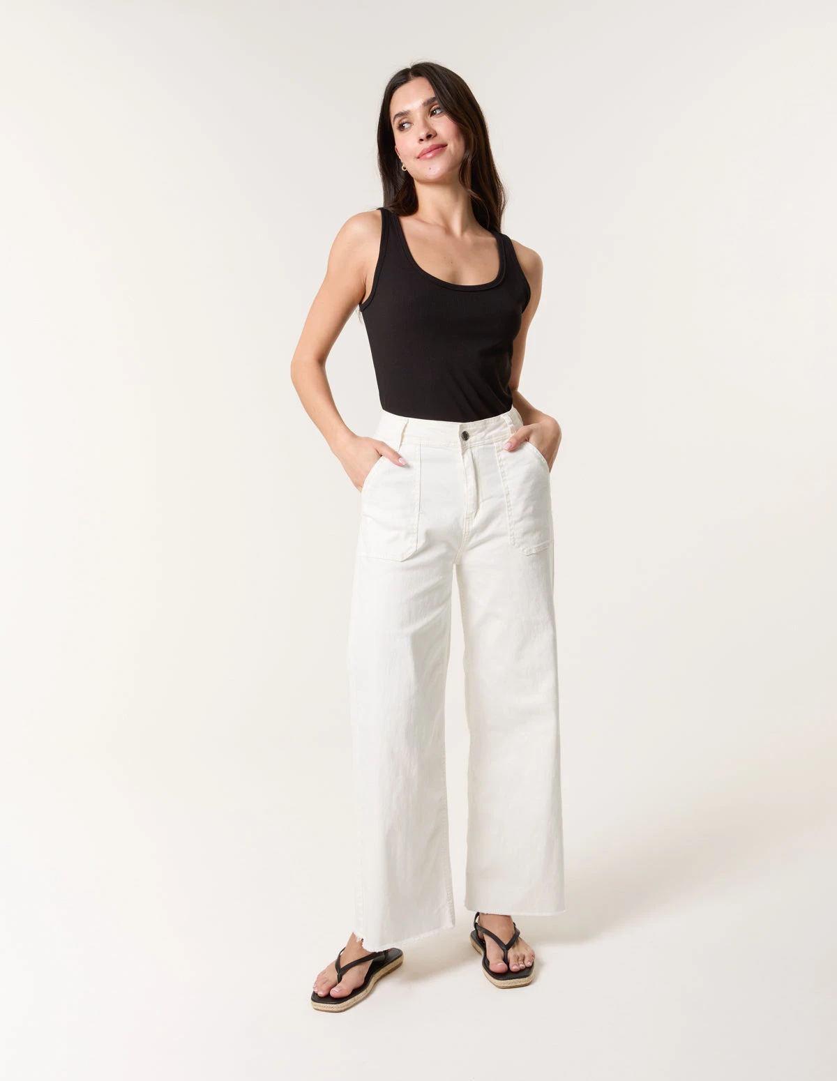 Cropped Wide Leg Denim Jeans(Cropped Wide Leg Denim Jeans) 3 Cropped Wide Leg Denim Jeans(Cropped Wide Leg Denim Jeans) - Image 3