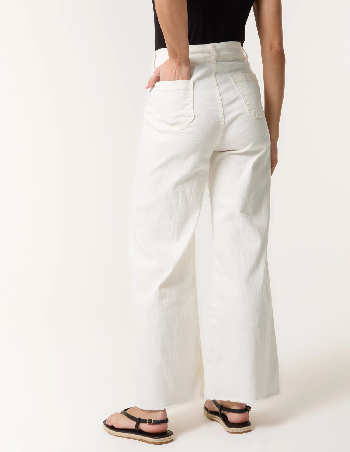 Cropped Wide Leg Denim Jeans(Cropped Wide Leg Denim Jeans) 5 Cropped Wide Leg Denim Jeans(Cropped Wide Leg Denim Jeans) - Image 5