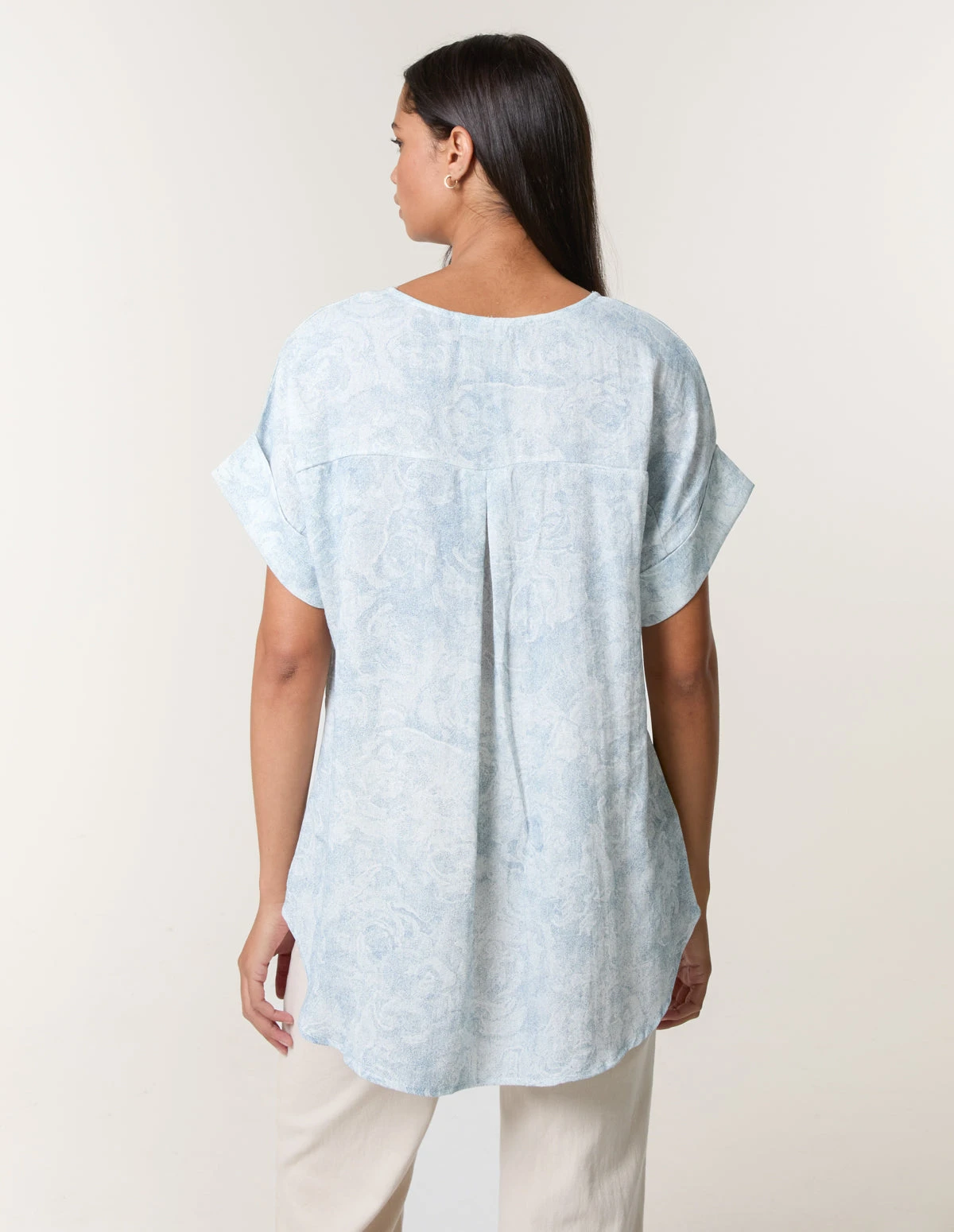 Printed V Neck Button Top(Printed V Neck Button Top) 4 Printed V Neck Button Top(Printed V Neck Button Top) - Image 4