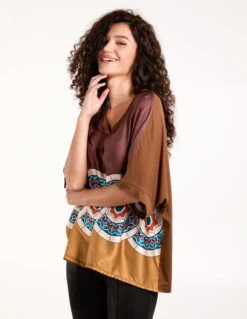 Satin Viscose Back Print Top(Satin Viscose Back Print Top)