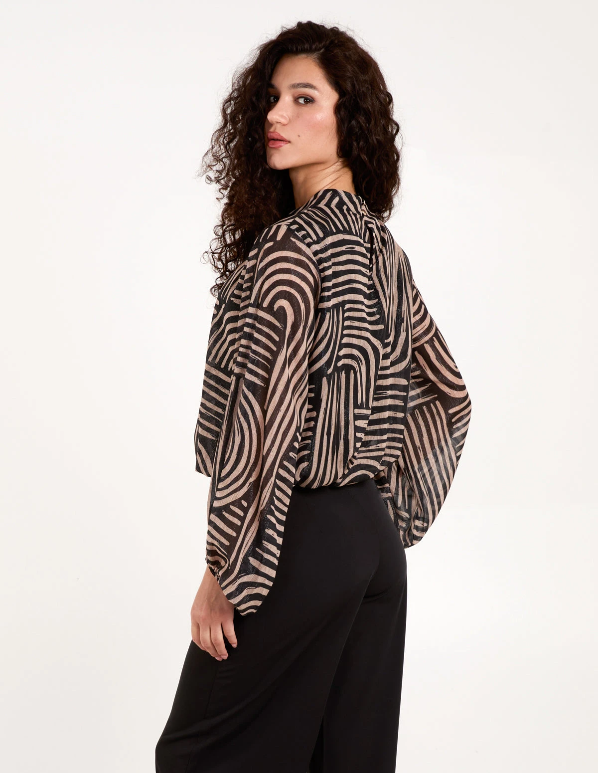 Geometric Swirl Bubble Hem Top(Geometric Swirl Bubble Hem Top) 4 Geometric Swirl Bubble Hem Top(Geometric Swirl Bubble Hem Top) - Image 4