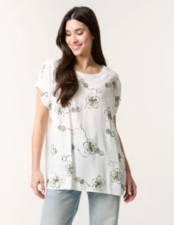 Embroidered Flower Top(Embroidered Flower Top)