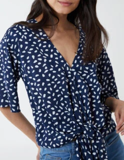 Abstract Spot Tie Front Batwing Top -Repertoire Fashion Store NL1416BV008 61141