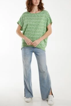 Zig Zag Batwing Top(Green Zig Zag Batwing Top) 6 Zig Zag Batwing Top(Green Zig Zag Batwing Top) -Repertoire Fashion Store NL245413 GREEN 27846