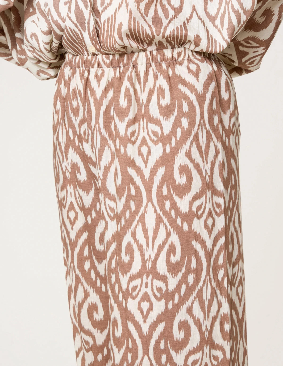 Printed Elasticated Trouser(Mocha Printed Elasticated Trouser) 4 Printed Elasticated Trouser(Mocha Printed Elasticated Trouser) - Image 4