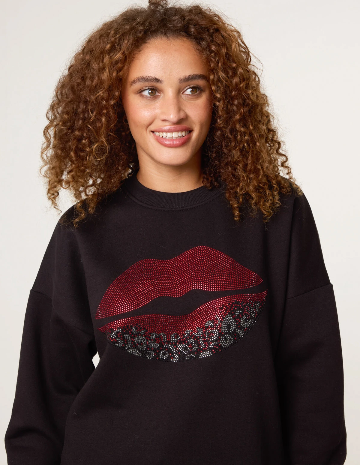 Rhinestone Lips Sweatshirt(Rhinestone Lips Sweatshirt) 2 Rhinestone Lips Sweatshirt(Rhinestone Lips Sweatshirt) - Image 2