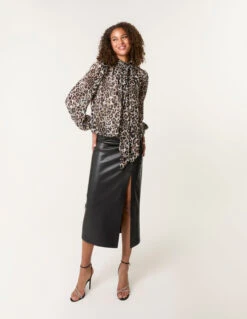 Leopard Print Tie Neck Pussy Bow Studded Puffball Top(Leopard Print Tie Neck Pussy Bow Studded Puffball Top)