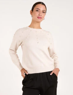 Pearl Flower Embellishment Jumper(Stone Pearl Flower Embellishment Jumper)