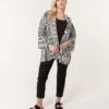 Kimono With Geometric Print(Kimono With Geometric Print)