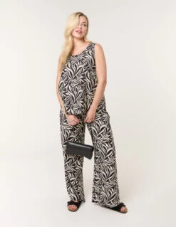 Leaf Print Vest And Trouser Set(Black Leaf Print Vest And Trouser Set)