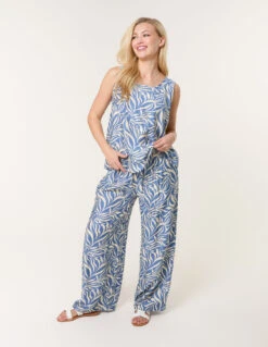 Leaf Print Vest And Trouser Set(Blue Leaf Print Vest And Trouser Set)