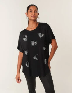 Round Neck Diamante Heart Detailing T-Shirt(Round Neck Diamante Heart Detailing T Shirt)