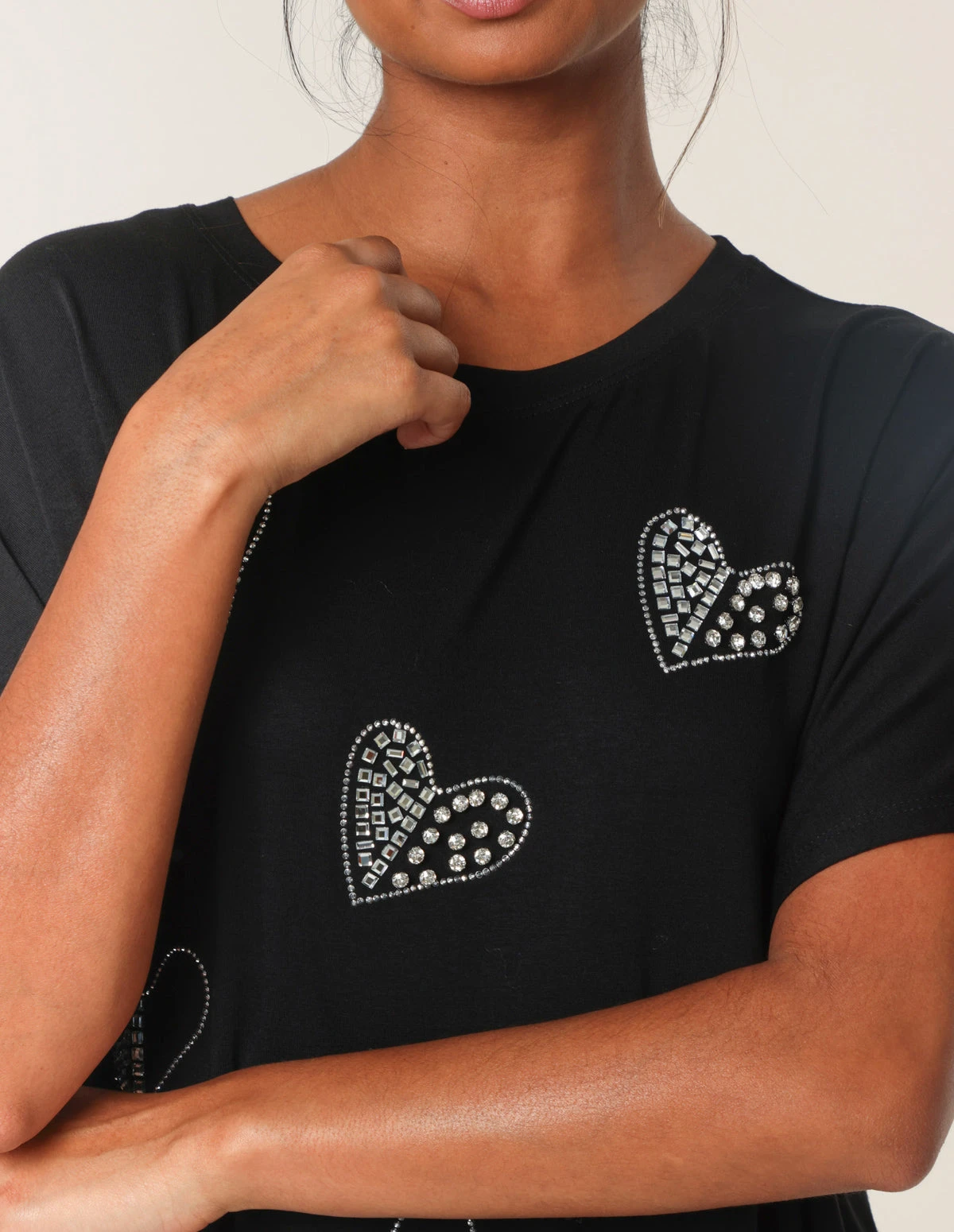 Round Neck Diamante Heart Detailing T-Shirt(Round Neck Diamante Heart Detailing T Shirt) 4 Round Neck Diamante Heart Detailing T-Shirt(Round Neck Diamante Heart Detailing T Shirt) - Image 4