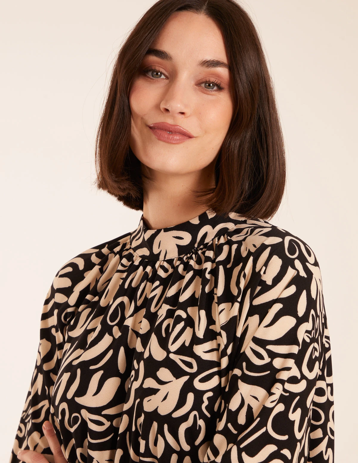 High Neck Abstract Blouse(Black High Neck Abstract Blouse) 3 High Neck Abstract Blouse(Black High Neck Abstract Blouse) - Image 3