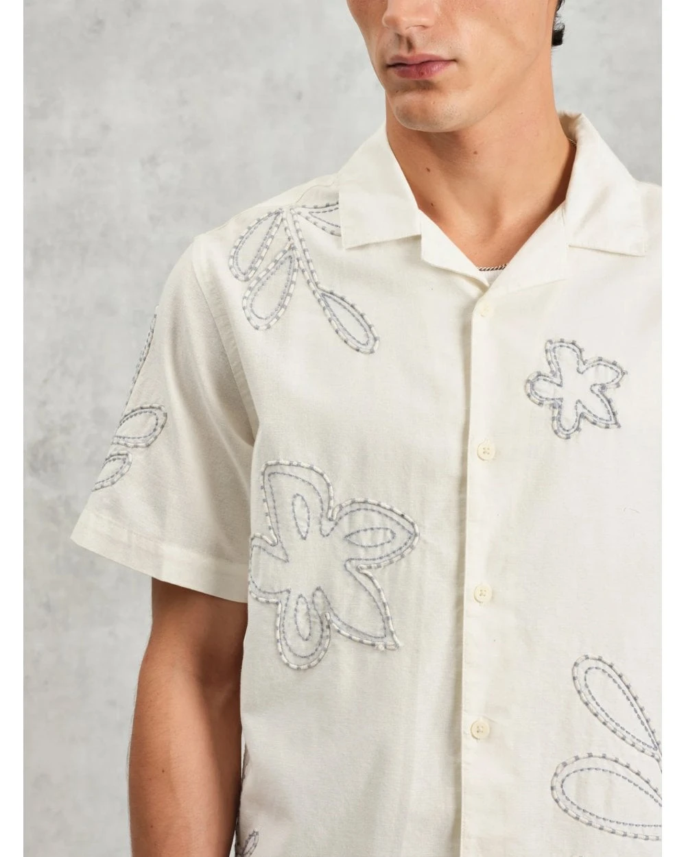 Wax London Mens Floral Embroidered Short Sleeve Shirt Ecru Beige 3 Wax London Mens Floral Embroidered Short Sleeve Shirt Ecru Beige - Image 3