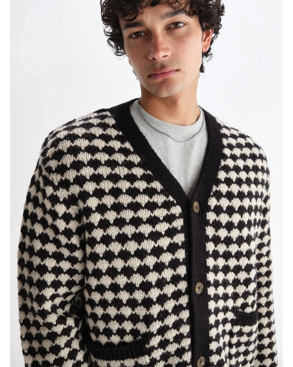 Wax London Mens Walker Bubble Knit Carigan Black/Ecru 4 Wax London Mens Walker Bubble Knit Carigan Black/Ecru - Image 4