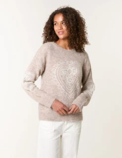 Jumper With Embroidered Heart(Jumper With Embroidered Heart)